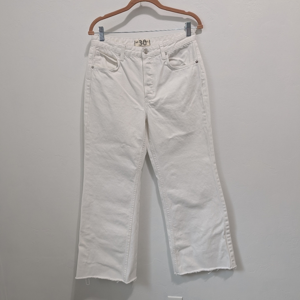 We The Free Wide Legged White Jean Size 28.5" Waist 100% Cotton